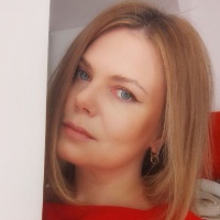 Елена Озерова